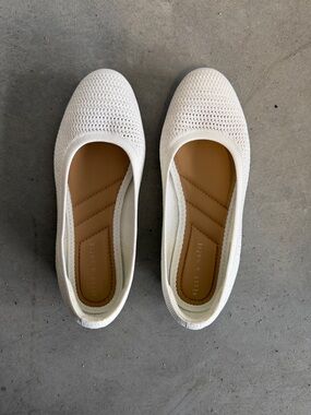 Kelly & Katie Cream Knit Slip-On Ballet Flats size 6.5